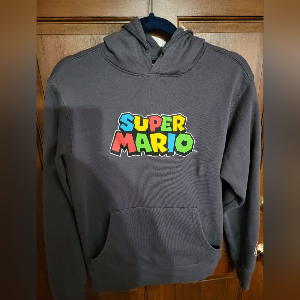 Super Mario